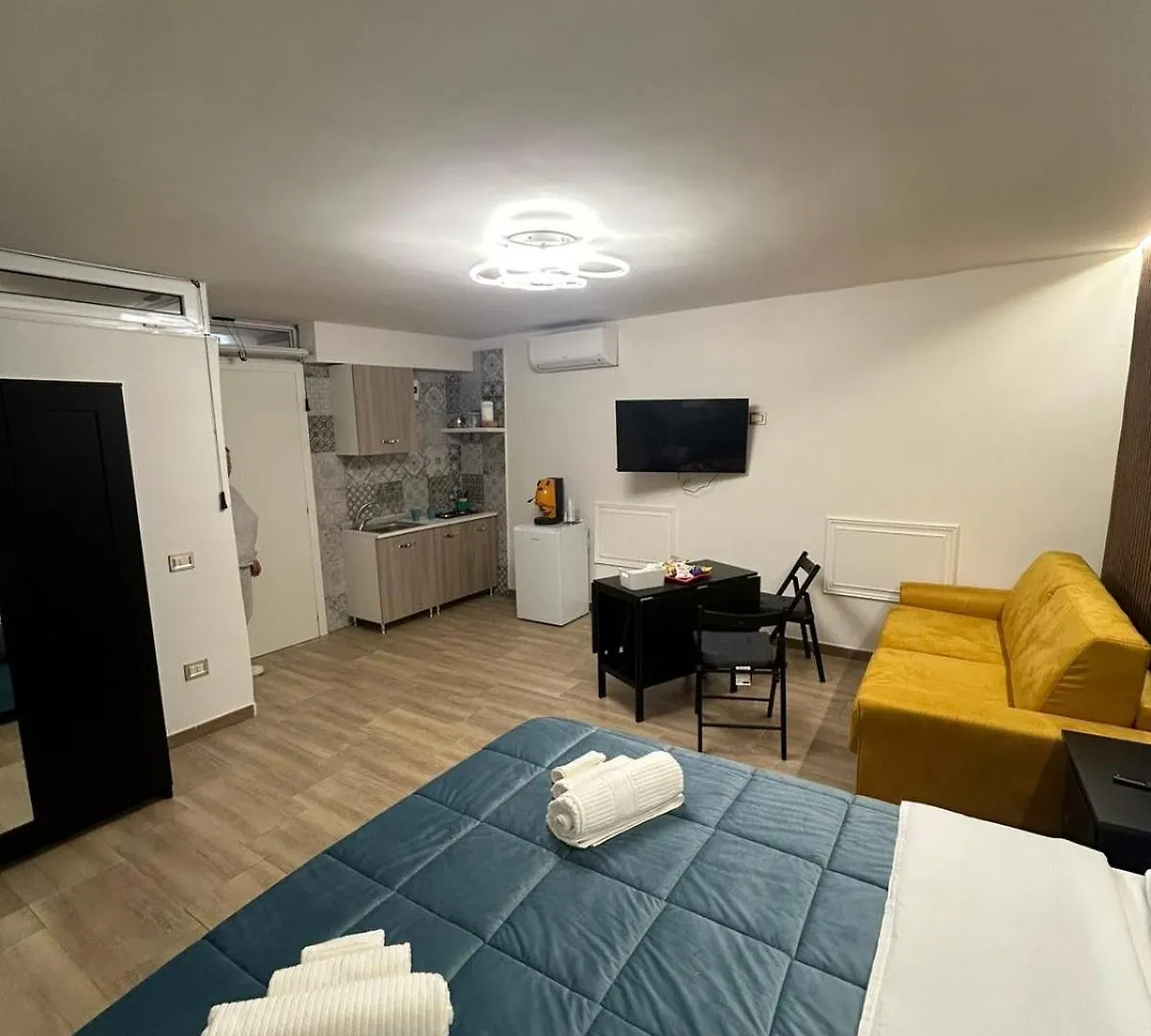Brother'S 50 Apartment Naples