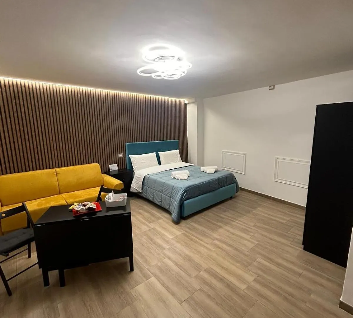 Brother'S 50 Apartment Naples 0*,  Italy